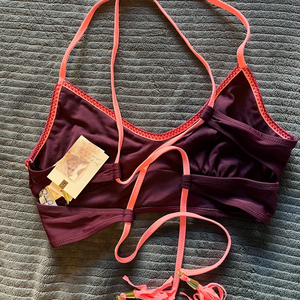 SOLD - Picture 3 of 4